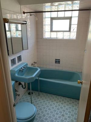 1 BR for rent — 6440-6442 N Richmond St, Chicago 5