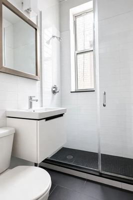 1 BR for rent — 225 E 14th St, New York 3