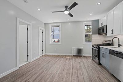 3 BR for rent — 384 Graham Ave APT 2, Brooklyn 1