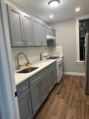 2 BR for rent — 1132 Fteley Ave APT 2F, Bronx 1