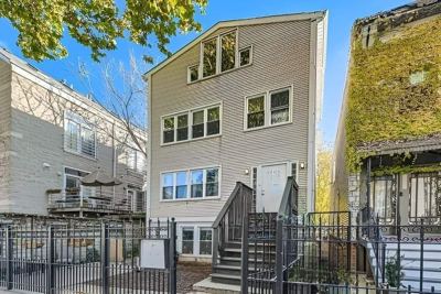 4 BR for rent — 1505 W Huron St #2, Chicago 1