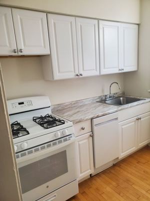 2 BR for rent — 6536 N Francisco Ave #6538-3F, Chicago 3