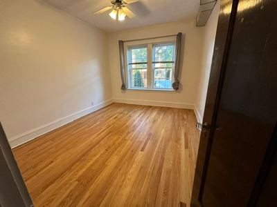 2 BR for rent — 1657 W Hollywood Ave APT 1, Chicago 3