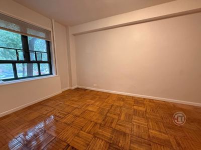 1 BR for rent — 1604 Metropolitan Ave, Bronx 3