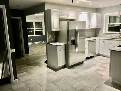 3 BR for rent — 1801 Yates Ave APT 2, Bronx 3