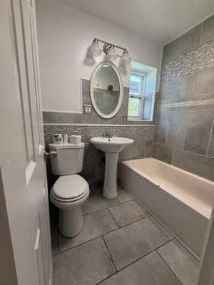 3 BR for rent — 1801 Yates Ave APT 2, Bronx 2