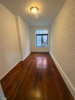 Studio for rent — 540 E 6th St #A, New York 1