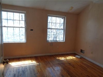 3 BR for rent — 71-23 66th Rd #3, Middle Village 3