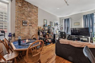 1 BR for rent — 1451 W Augusta Blvd #2R, Chicago 2