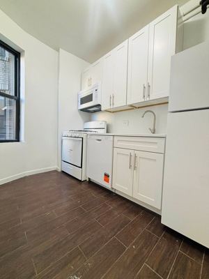 2 BR for rent — 650 W 173rd St APT 24, New York 1
