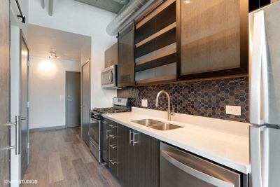 1 BR for rent — 2101 S Wabash Ave, Chicago 2