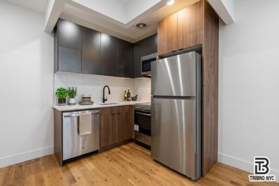 Studio for rent — 3092 Farragut Rd, Brooklyn 2