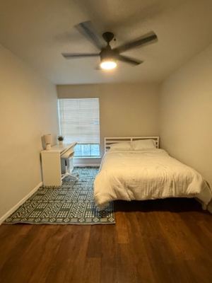 5 BR for rent — 2201 N Shields Dr Room A, Austin 3