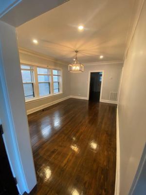 2 BR for rent — 5725 N Artesian Ave #1, Chicago 3