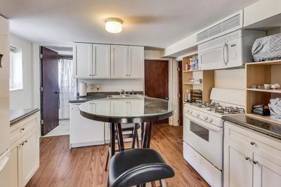 1 BR for rent — 5658 W Leland Ave #G, Chicago 2