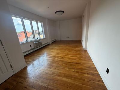 2 BR for rent — 586 President St APT 7C, Brooklyn 3