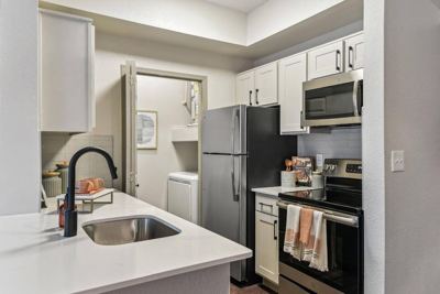 1 BR for rent — 6800 McNeil Dr, Austin 3