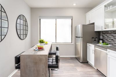 1 BR for rent — 2231 E 67th St, Chicago 2