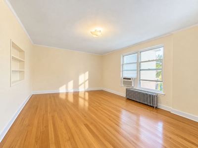 2 BR for rent — 2061 23rd St #1, Astoria 2