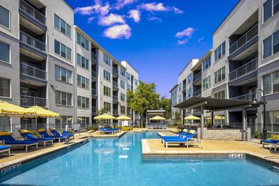 Studio for rent — 1620 E Riverside Dr, Austin 3