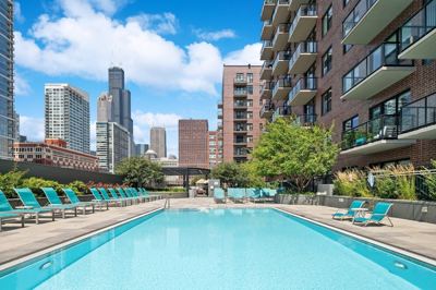 Studio for rent — 850 S Clark St, Chicago 2