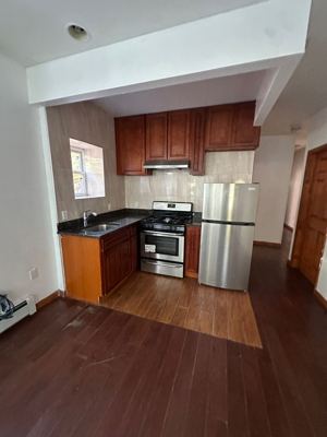 3 BR for rent — 45XX 164th St, Flushing 2