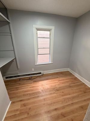 1 BR for rent — 8927 S Muskegon Ave #3A, Chicago 3