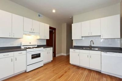 3 BR for rent — 2500 N Richmond St #1F, Chicago 3