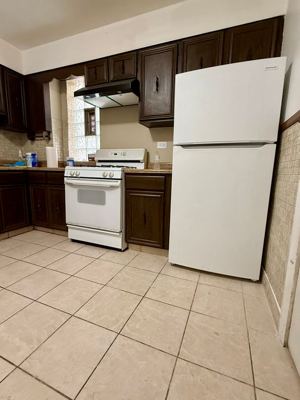 2 BR for rent — 3804 N Francisco Ave Unit 2, Chicago 3
