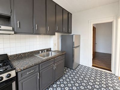 2 BR for rent — 23-72 37th St #2, Astoria 2