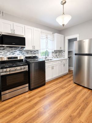 3 BR for rent — 2422 Saint Raymond Ave #2, Bronx 2