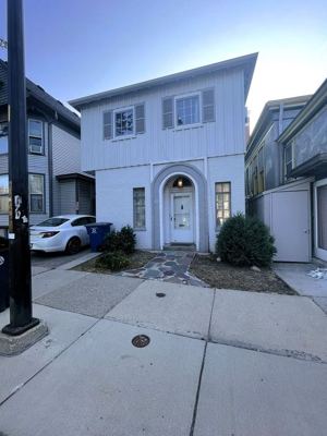 3 BR for rent — 403 S Division St, Ann Arbor 2