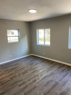3 BR for rent — 11612 S Yale Ave #2, Chicago 3