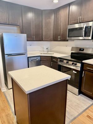 1 BR for rent — 2233 N Lincoln Ave, Chicago 1