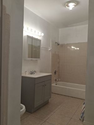 4 BR for rent — 8712 S Constance Ave, Chicago 2