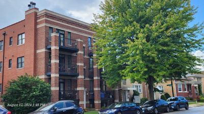 2 BR for rent — 5691 W Higgins Ave Unit 3E, Chicago 1