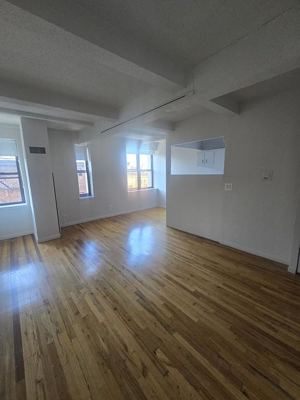 Studio for rent — 160 Bleecker St, New York 2