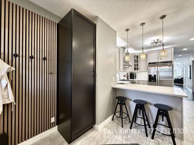 3 BR for rent — 5791 N Ridge Ave APT 1, Chicago 3