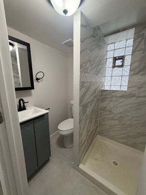 2 BR for rent — 2228 S Sawyer Ave, Chicago 3