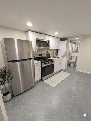 2 BR for rent — 1534 Vyse Ave #B, Bronx 3