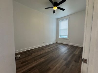 1 BR for rent — 200 N California Ave #3, Chicago 3