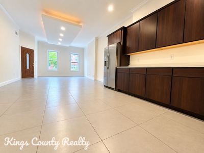 4 BR for rent — 446 Franklin Ave #Penthouse 1, Brooklyn 1