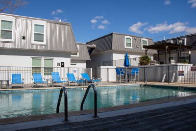 Studio for rent — 5020 Manor Rd, Austin 3