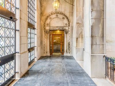 1 BR for rent — 5801 S Dorchester Ave, Chicago 2