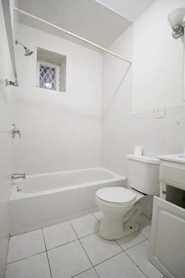 Studio for rent — 493 Clinton Ave, Brooklyn 3