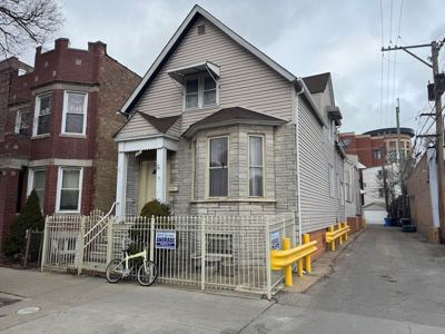 2 BR for rent — 2814 W Fletcher St #2R, Chicago 1