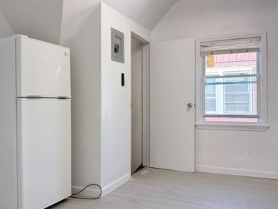 2 BR for rent — 9324 85th Rd Floor 3, Woodhaven 3