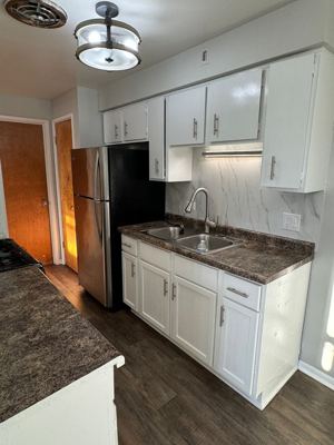 2 BR for rent — 1848 W 79th St #2D, Chicago 1