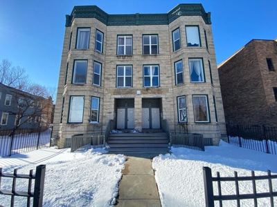 4 BR for rent — 7220 S Wentworth Ave #3N, Chicago 1