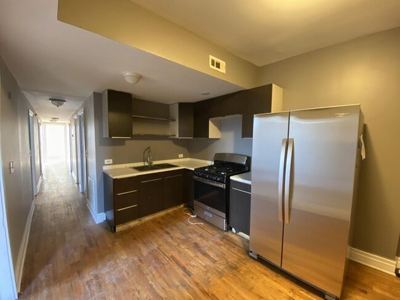 4 BR for rent — 7220 S Wentworth Ave #3N, Chicago 2